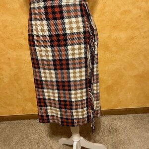 NWT Talbots Winter Plaid Skirt - Size 12